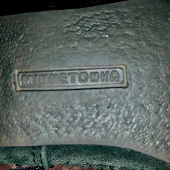 Minnetonka Moccasin 3-Layer Fringe Boots - Picture 9 of 9